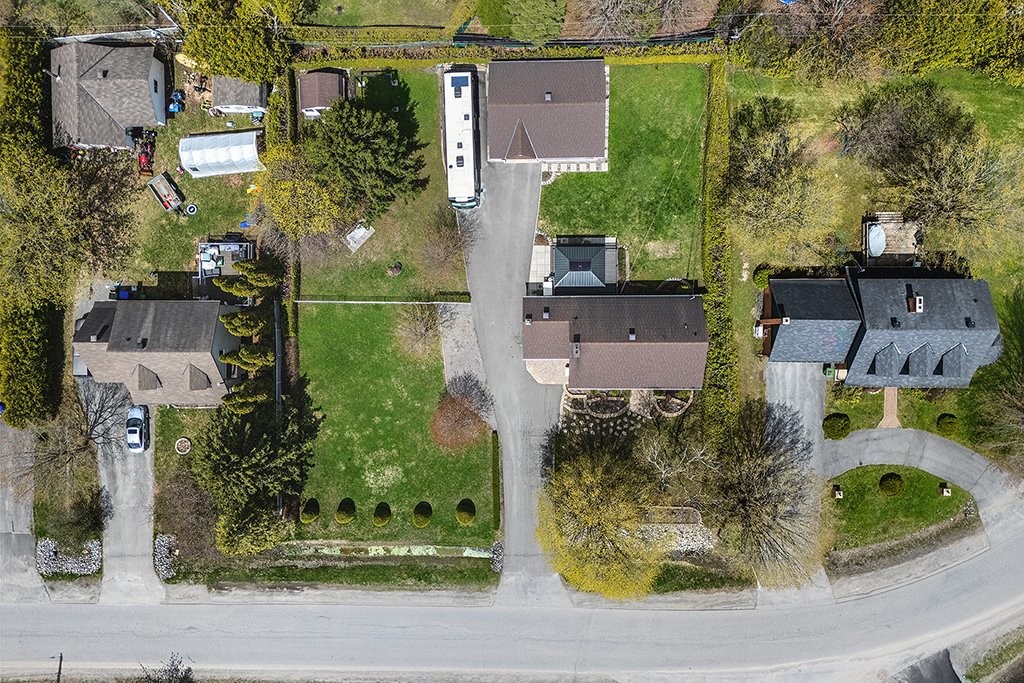 









15


Rue Jean-Marc

,
Gatineau (Gatineau),




QC
J8R2S7

