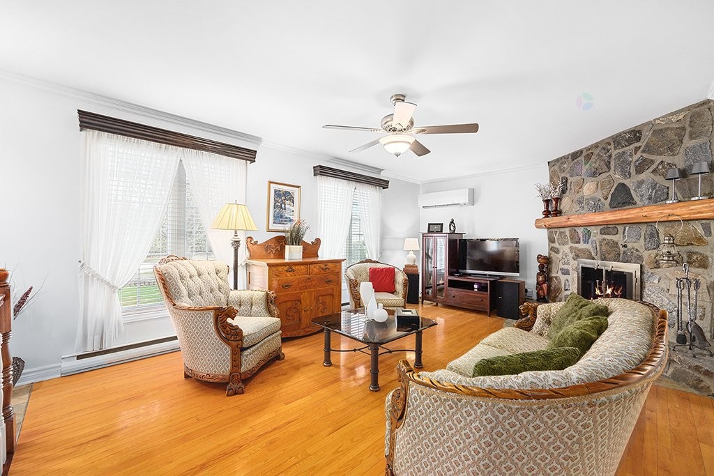 









15


Rue Jean-Marc

,
Gatineau (Gatineau),




QC
J8R2S7

