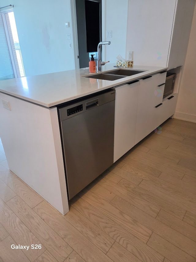 









60


Rue de l'Éclipse

, 1416,
Brossard,




QC
J4Z0T8

