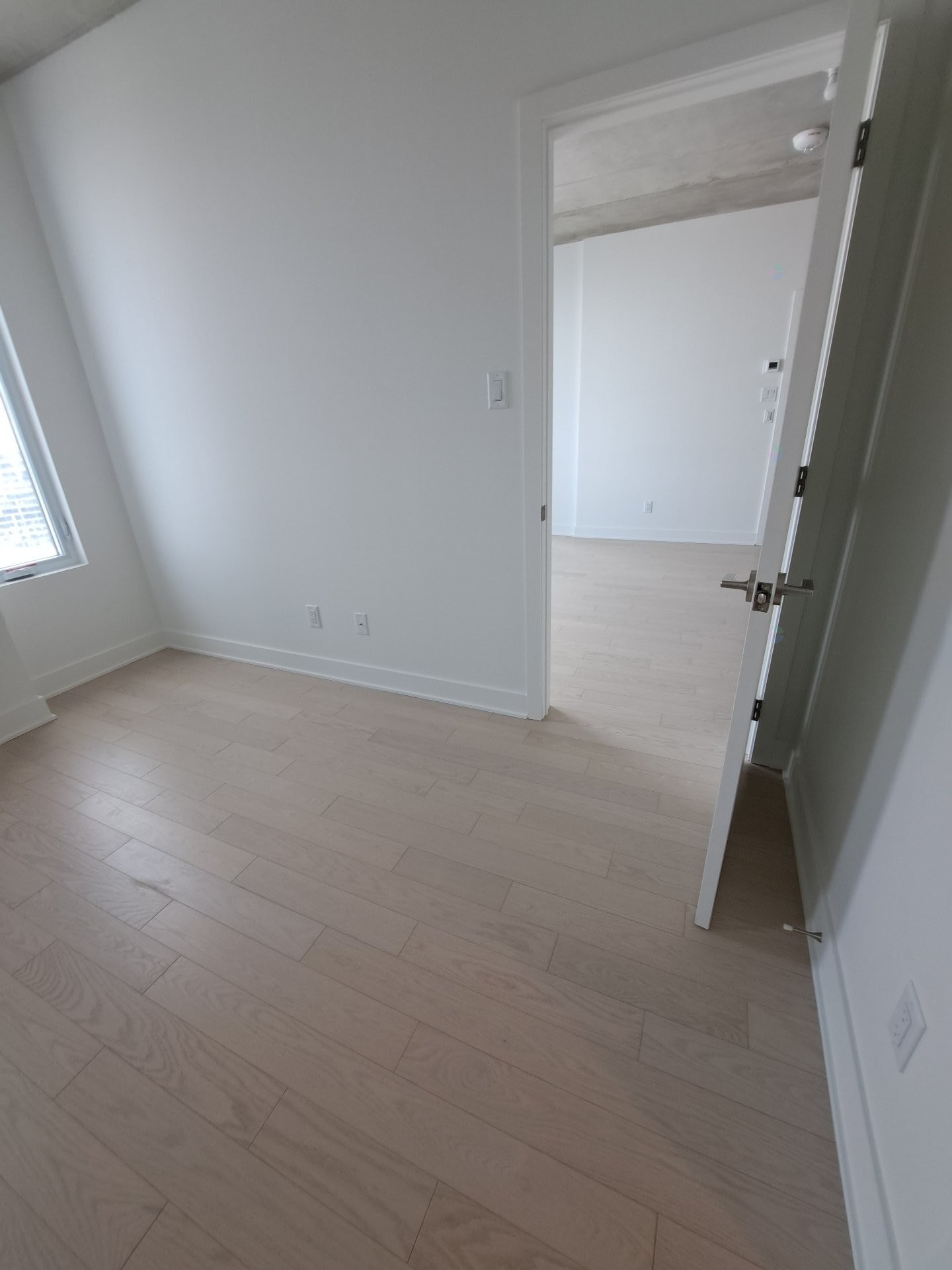 









60


Rue de l'Éclipse

, 1416,
Brossard,




QC
J4Z0T8

