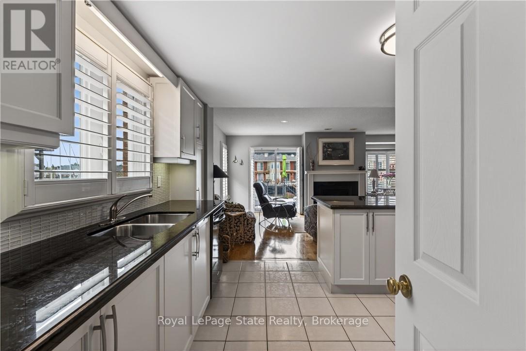 












77 SUNVALE PLACE

,
Hamilton (Lakeshore),




Ontario
L8E4Z6

