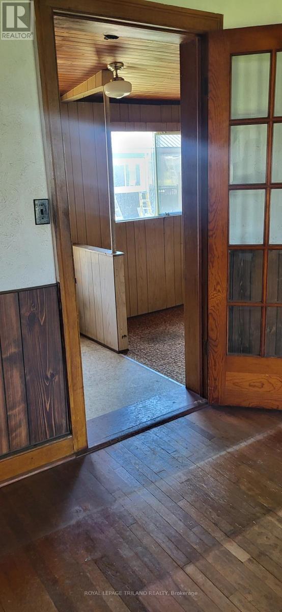 












6561 LONGWOODS ROAD

,
Southwest Middlesex,




Ontario
N0L1T0

