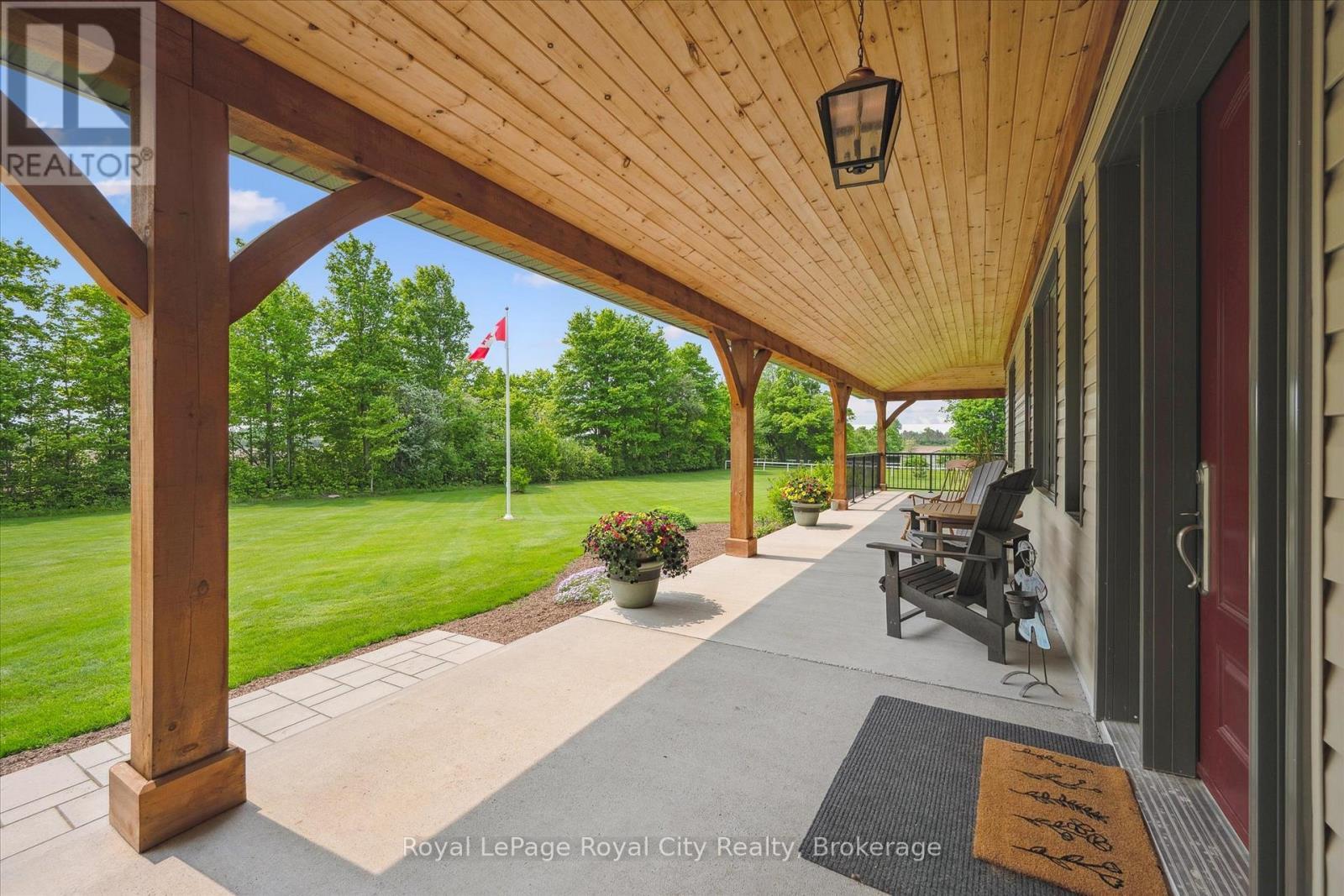 












8720 SIDEROAD 15 SIDE ROAD

,
Erin,




Ontario
N0B2K0

