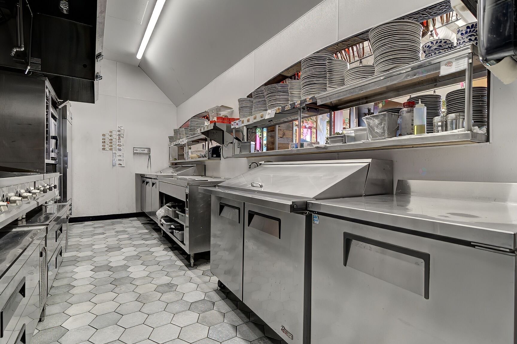 









6820


Rue Jean-Talon E.

,
Montréal (Saint-Léonard),




QC
H1S0A5


