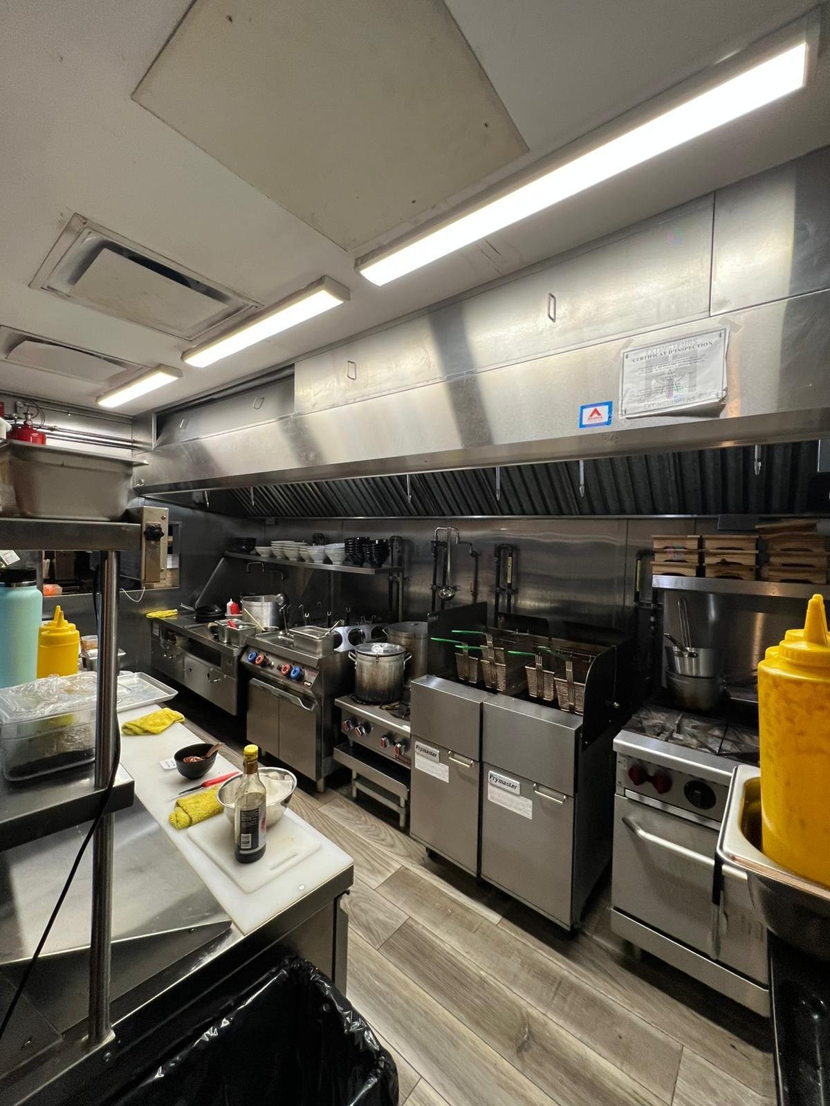 









6


Rue Ste-Catherine O.

,
Montréal (Ville-Marie),




QC
H3M2H3

