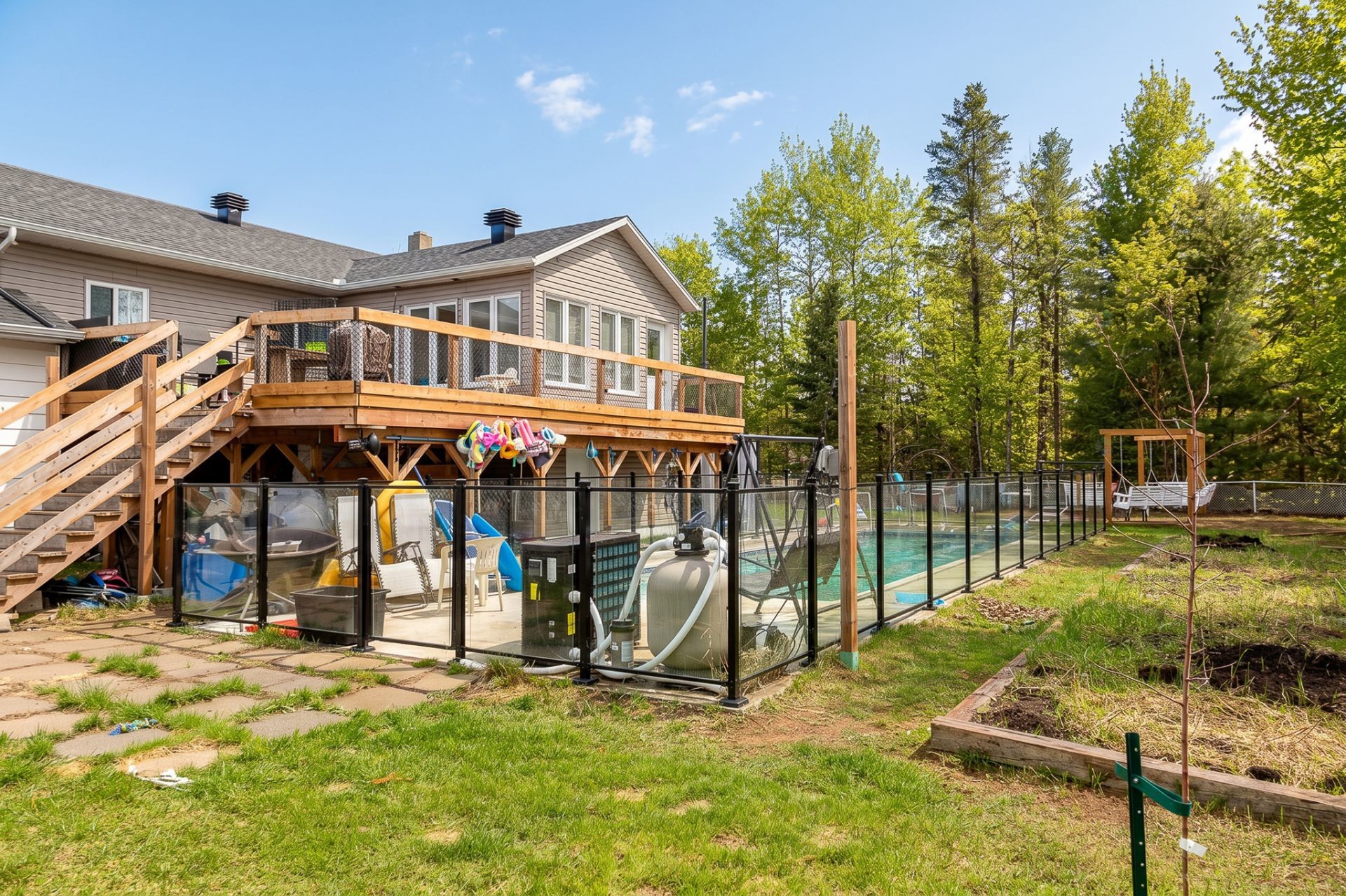 









270


Ch. des Bouleaux

,
Shawinigan,




QC
G9R1S8

