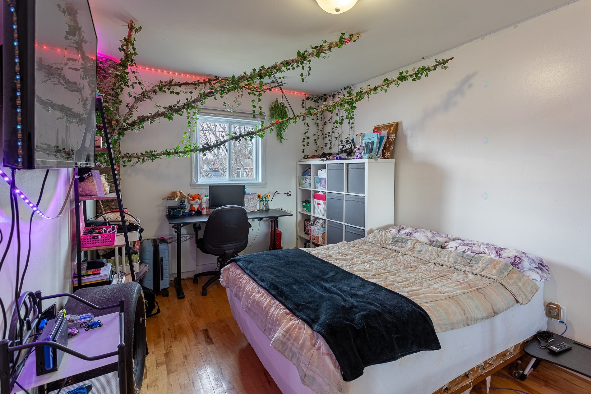 









270


Ch. des Bouleaux

,
Shawinigan,




QC
G9R1S8

