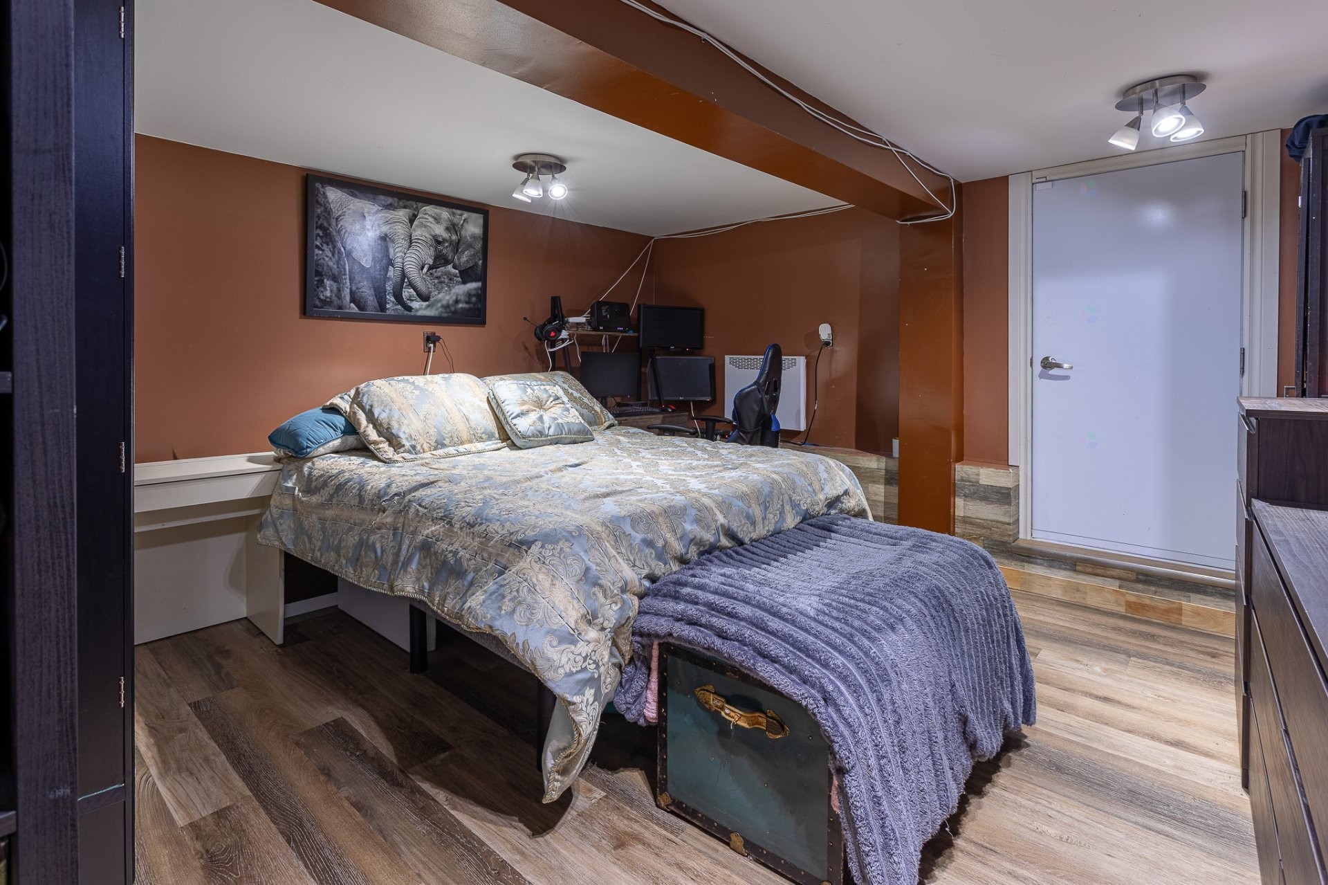 









270


Ch. des Bouleaux

,
Shawinigan,




QC
G9R1S8

