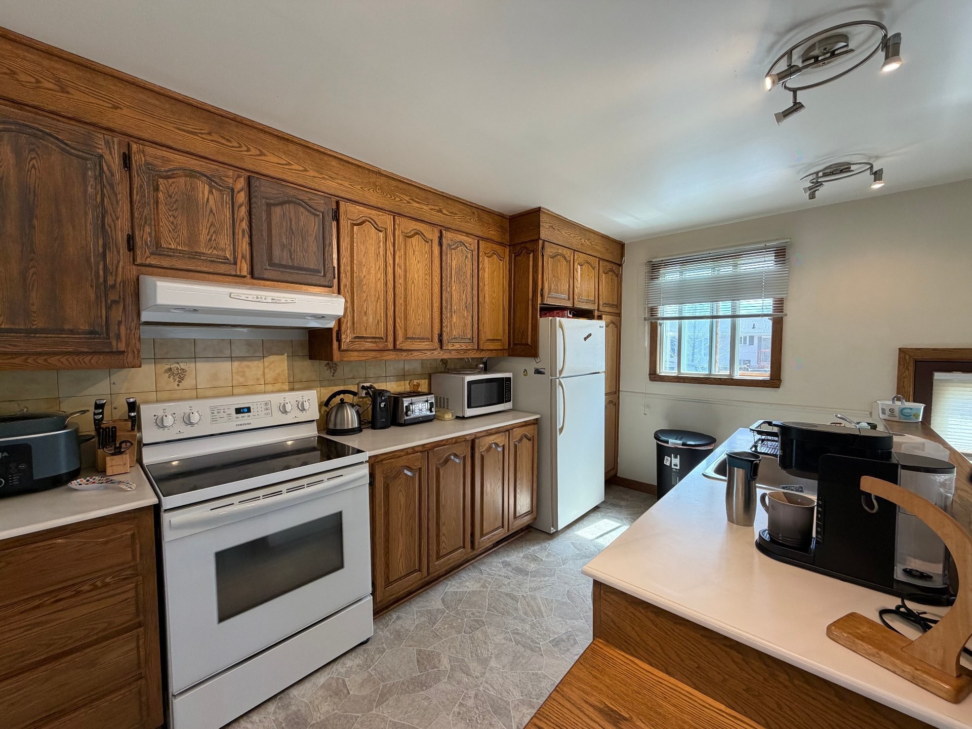 









3225


Rue Brébeuf

,
Boisbriand,




QC
J7H1B2

