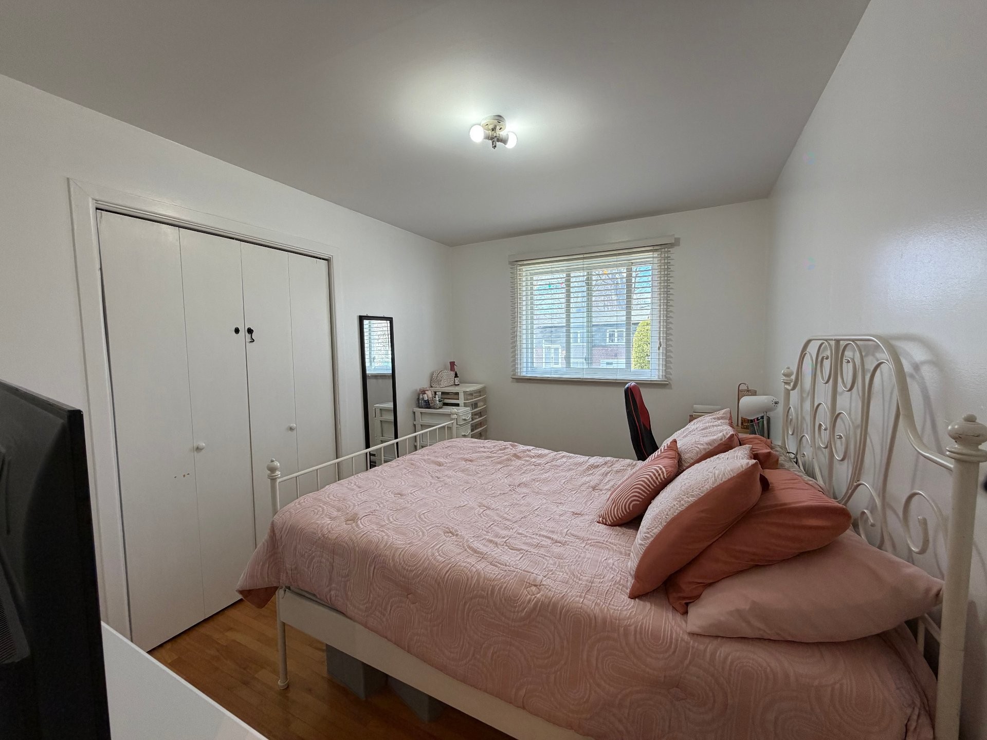 









3225


Rue Brébeuf

,
Boisbriand,




QC
J7H1B2


