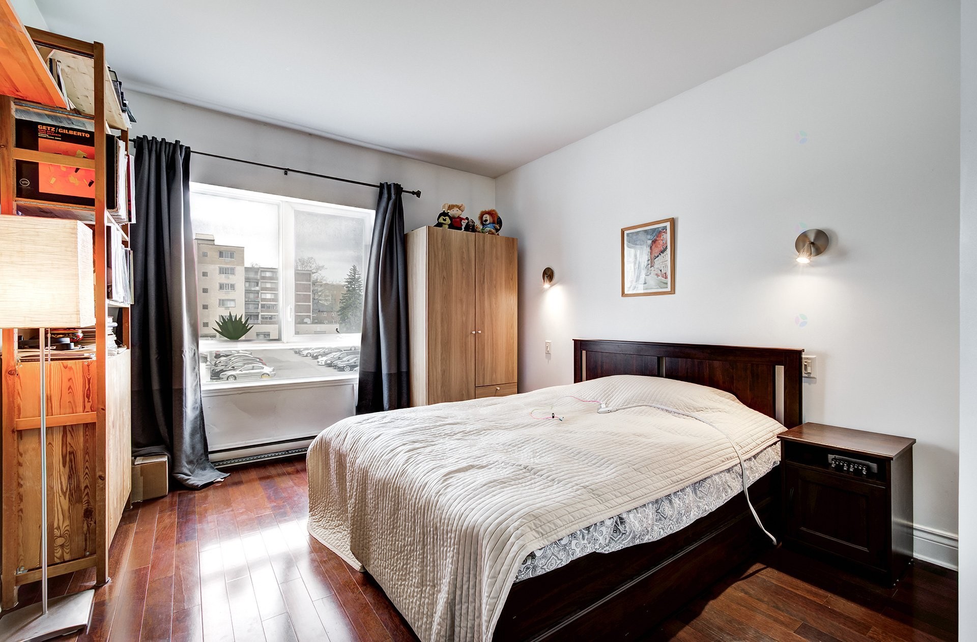 









995


Boul. Jules-Poitras

, 210,
Montréal (Saint-Laurent),




QC
H4N3M2

