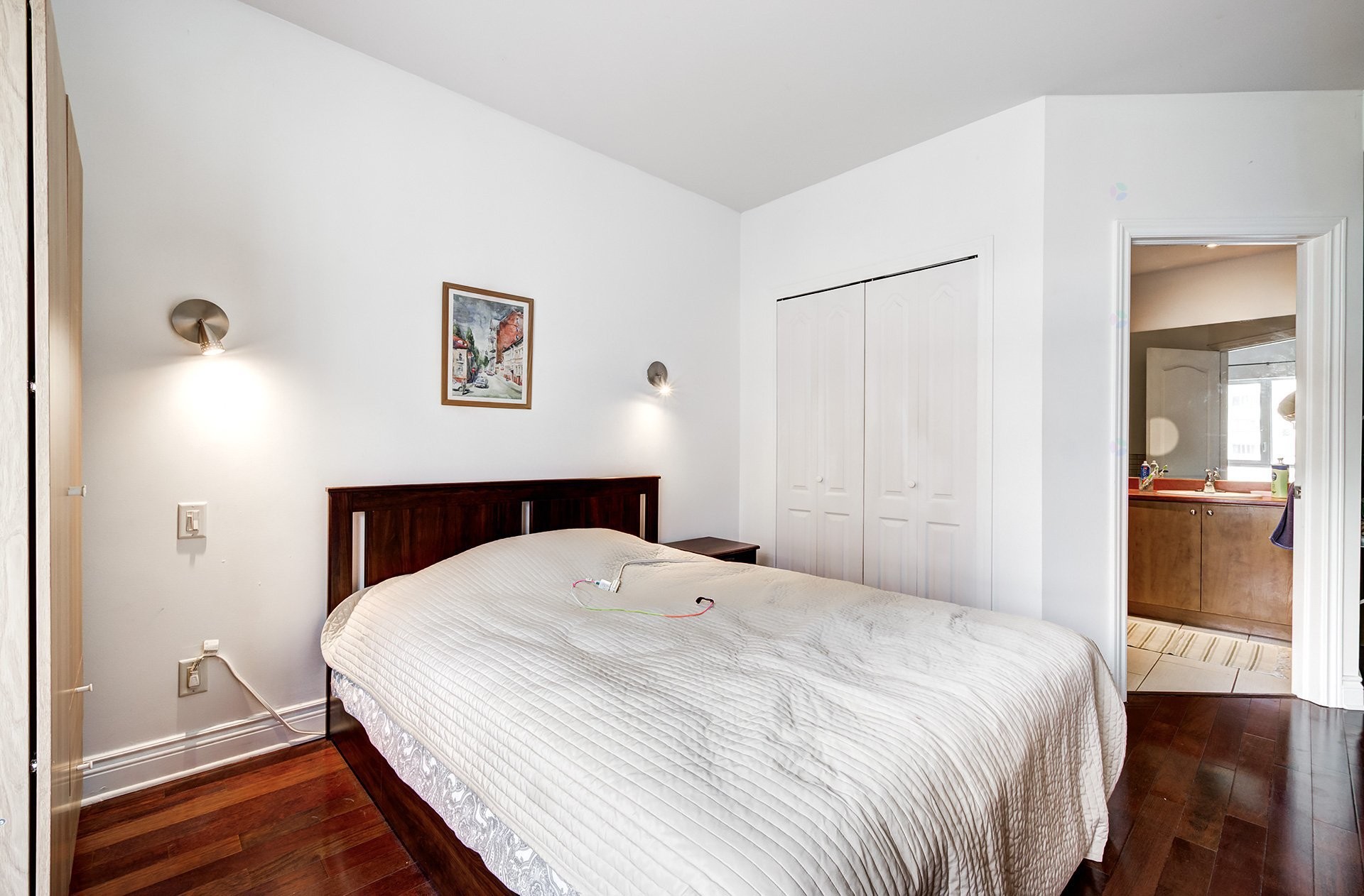 









995


Boul. Jules-Poitras

, 210,
Montréal (Saint-Laurent),




QC
H4N3M2


