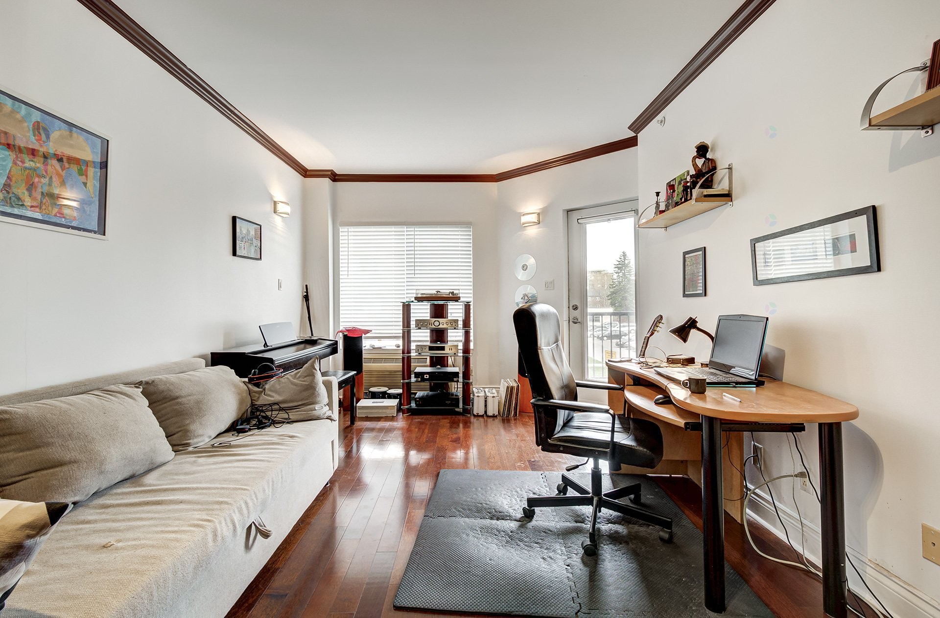 









995


Boul. Jules-Poitras

, 210,
Montréal (Saint-Laurent),




QC
H4N3M2

