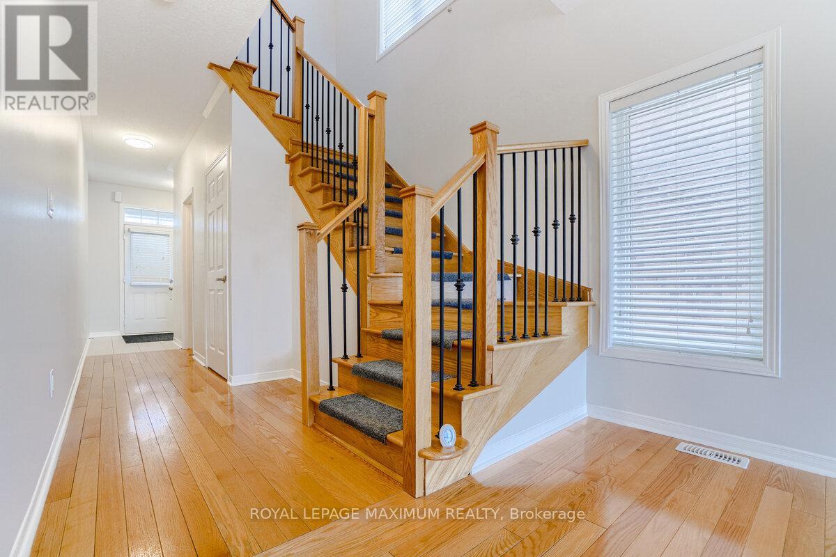 












160 GENTILE CIRCLE

,
Vaughan,




Ontario
L4H3N3

