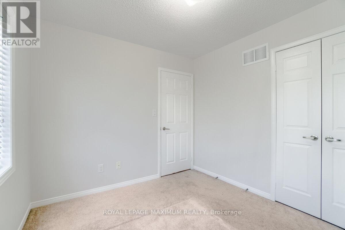 












160 GENTILE CIRCLE

,
Vaughan,




Ontario
L4H3N3

