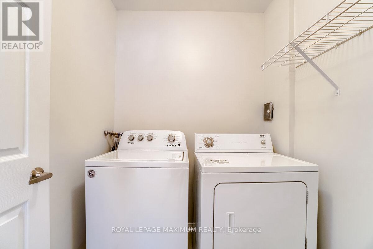 












160 GENTILE CIRCLE

,
Vaughan,




Ontario
L4H3N3

