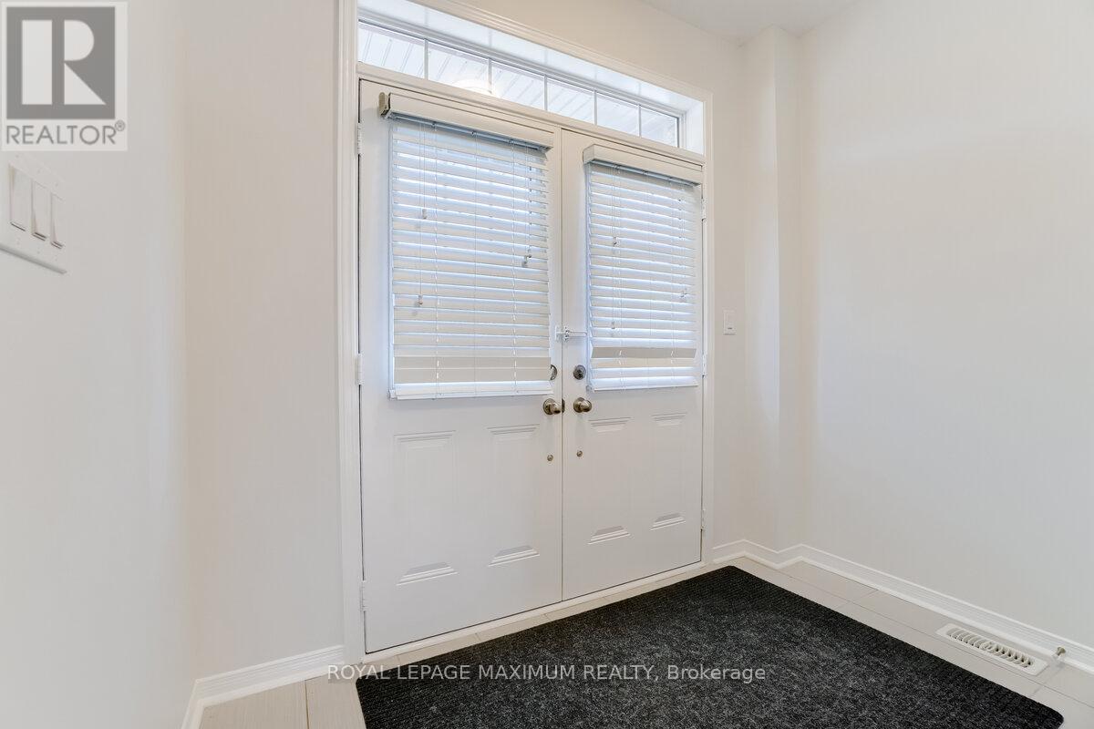 












160 GENTILE CIRCLE

,
Vaughan,




Ontario
L4H3N3

