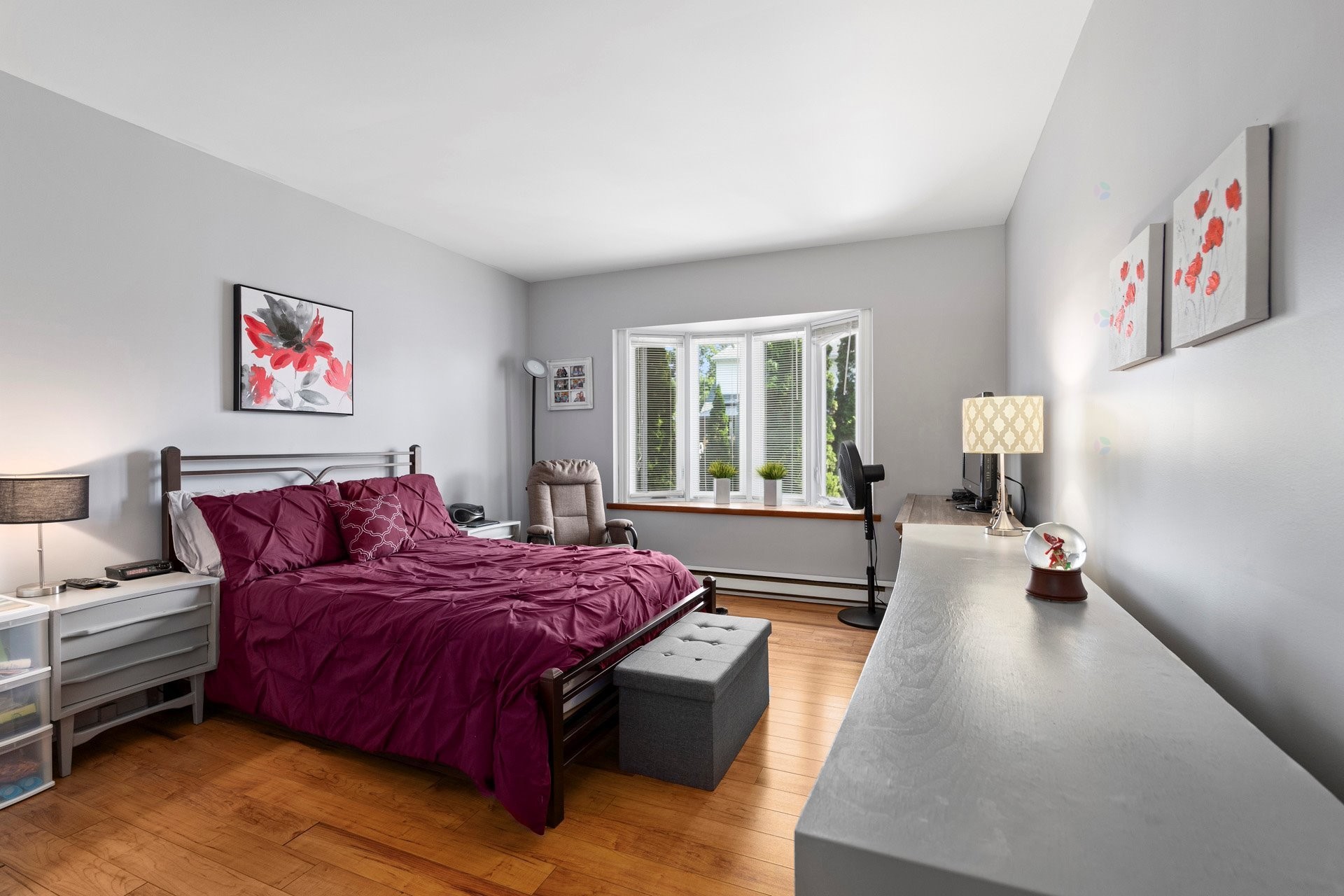 









172


Rue St-Charles

,
Salaberry-de-Valleyfield,




QC
J6S4A4

