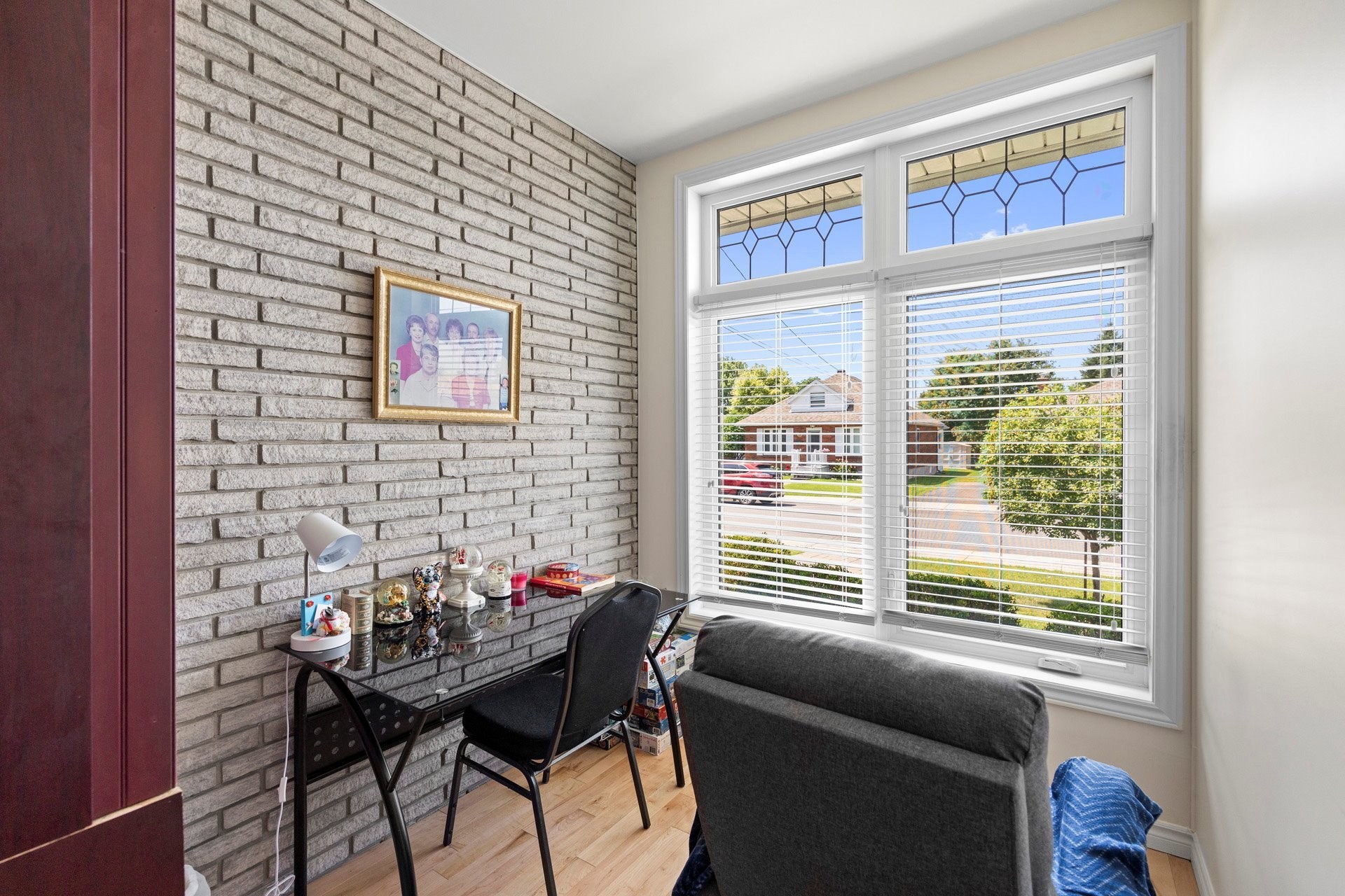 









172


Rue St-Charles

,
Salaberry-de-Valleyfield,




QC
J6S4A4

