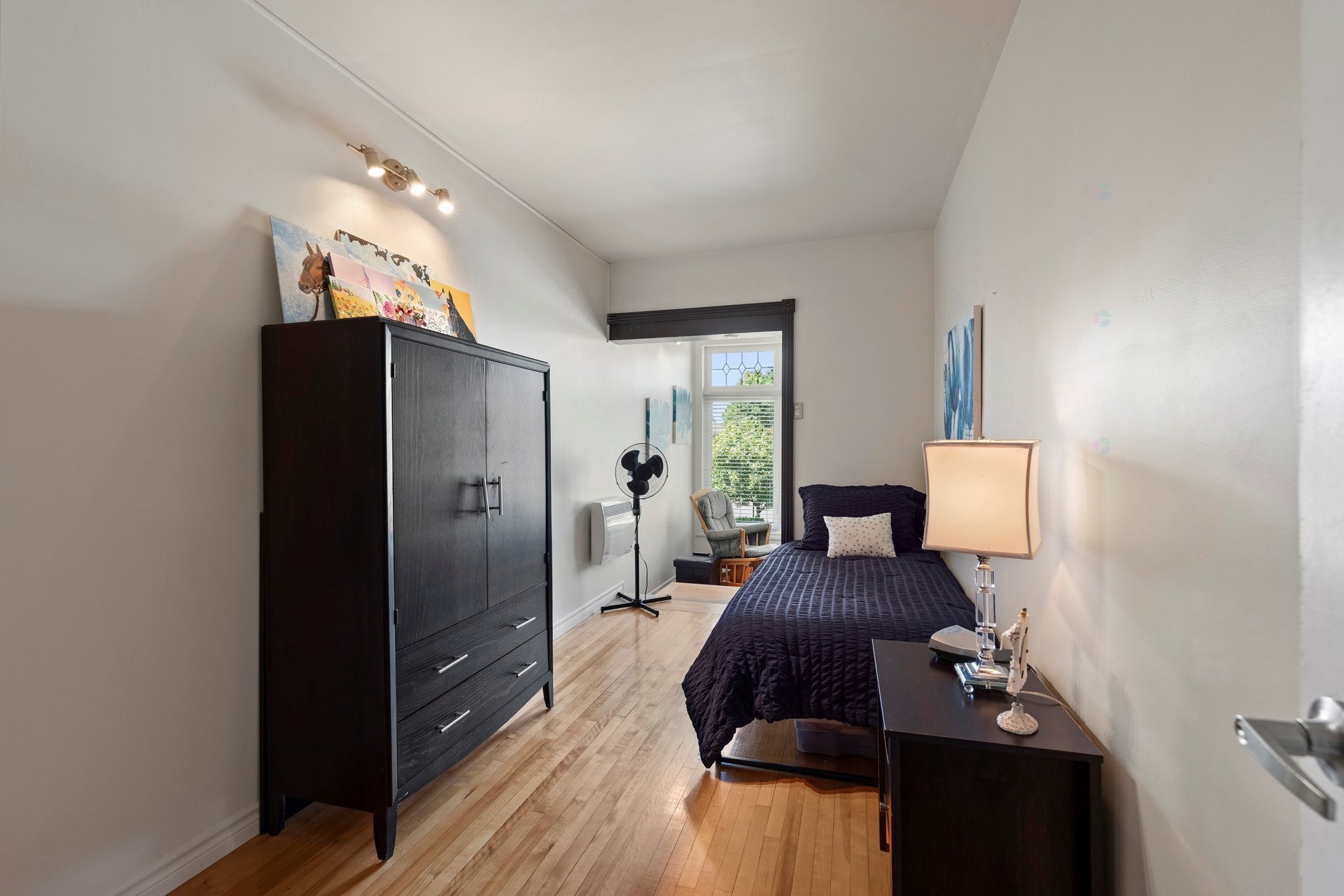 









172


Rue St-Charles

,
Salaberry-de-Valleyfield,




QC
J6S4A4

