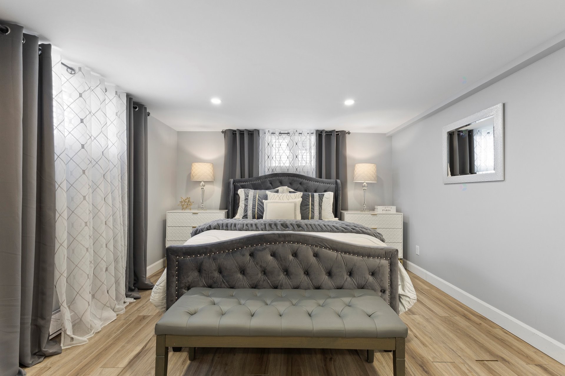 









172


Rue St-Charles

,
Salaberry-de-Valleyfield,




QC
J6S4A4

