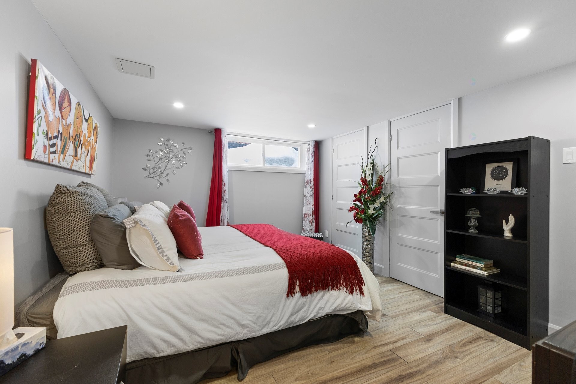 









172


Rue St-Charles

,
Salaberry-de-Valleyfield,




QC
J6S4A4

