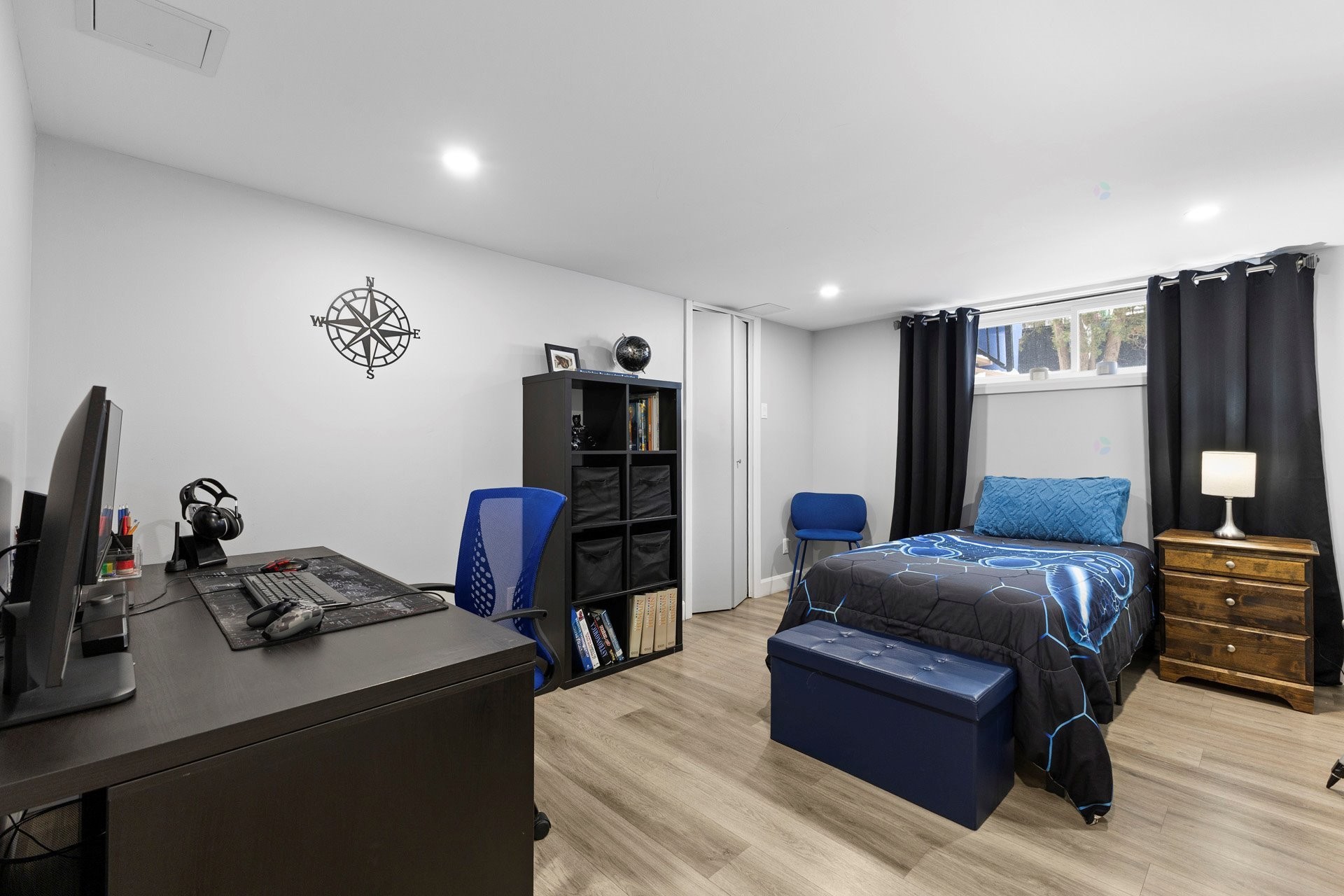 









172


Rue St-Charles

,
Salaberry-de-Valleyfield,




QC
J6S4A4

