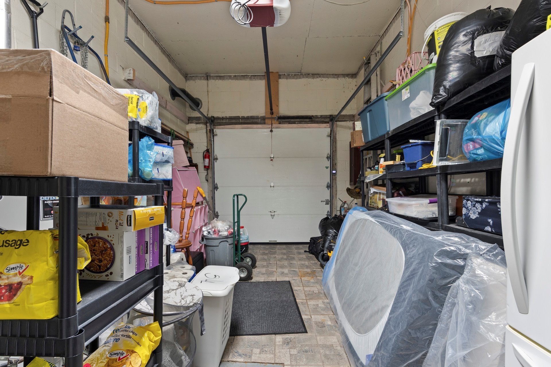 









172


Rue St-Charles

,
Salaberry-de-Valleyfield,




QC
J6S4A4

