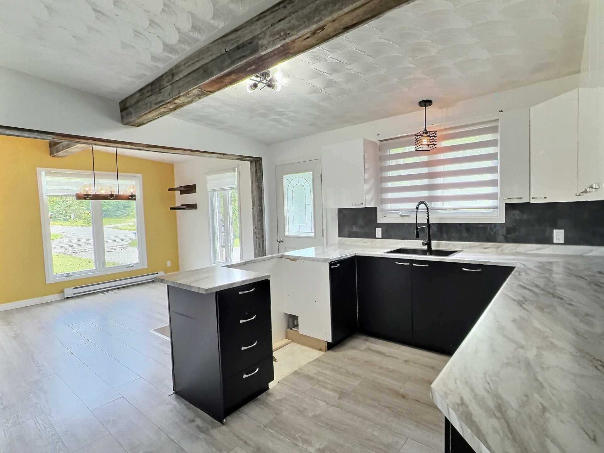 









326


Route 101 S.

,
Duhamel-Ouest,




QC
J9V2E5

