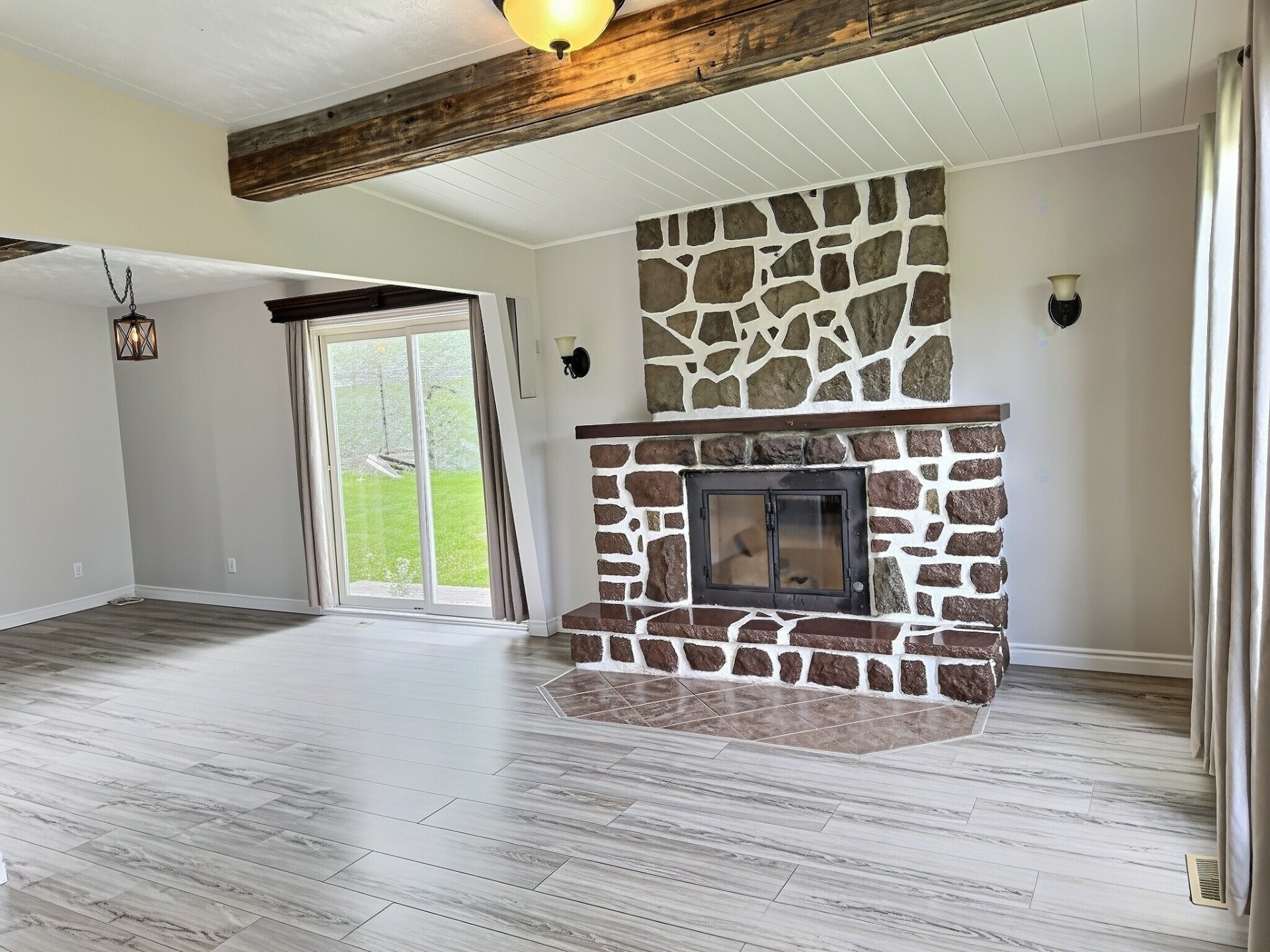 









326


Route 101 S.

,
Duhamel-Ouest,




QC
J9V2E5

