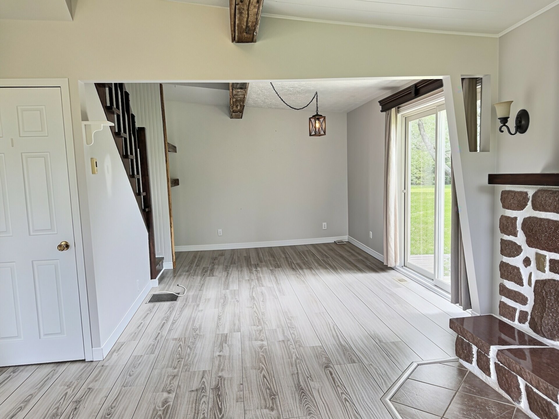 









326


Route 101 S.

,
Duhamel-Ouest,




QC
J9V2E5

