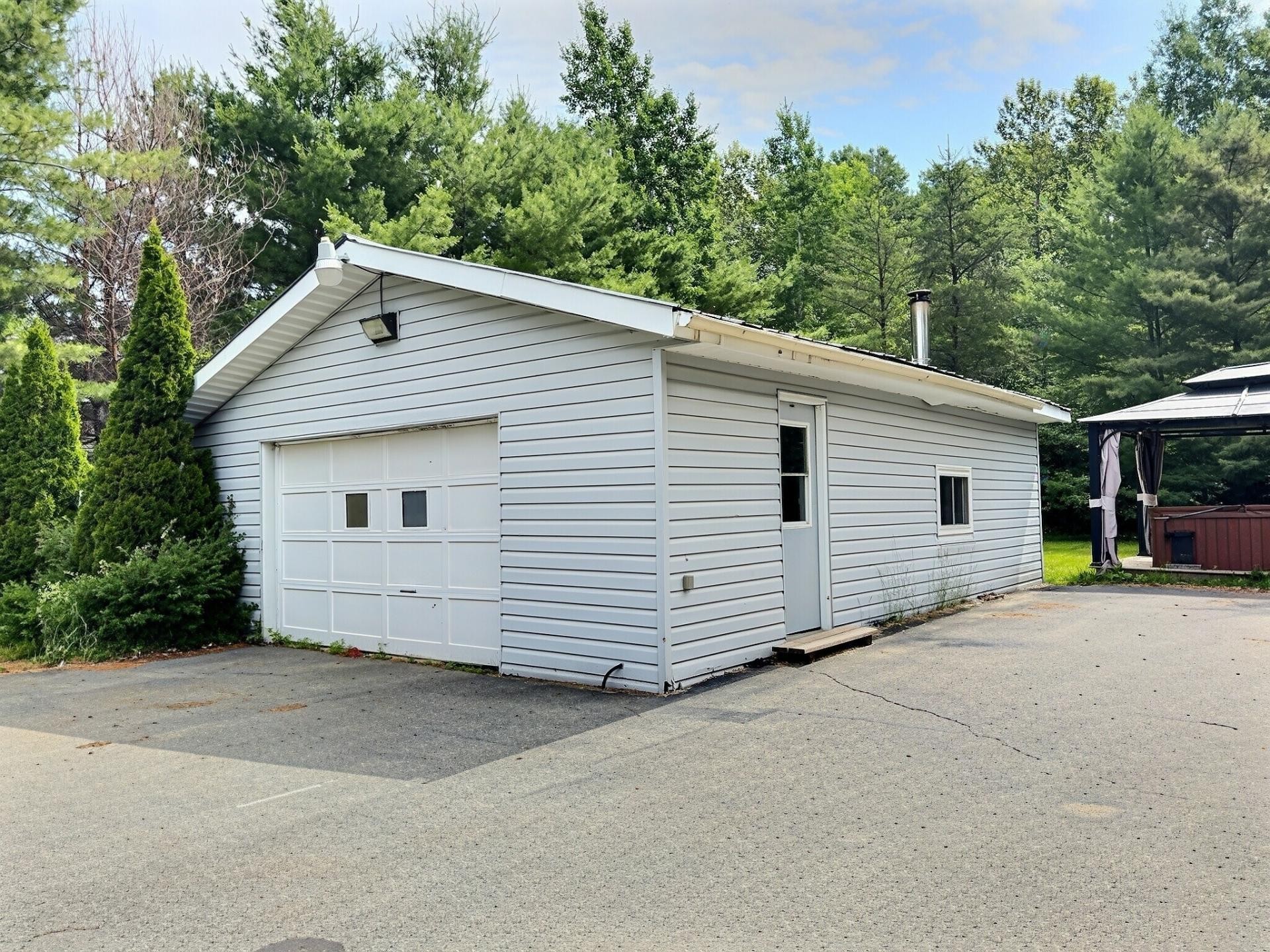 









326


Route 101 S.

,
Duhamel-Ouest,




QC
J9V2E5

