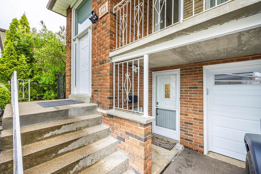









540


Cavell

Drive, Upper,
Mississauga,




ON
L5B 2N9

