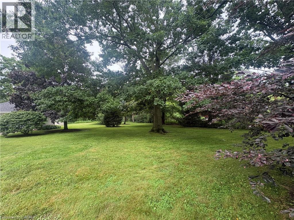 












1629 GREGORY Road

,
St. Catharines,




Ontario
L2R6P9


