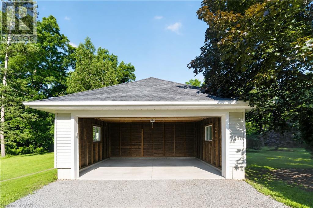 












1629 GREGORY Road

,
St. Catharines,




Ontario
L2R6P9

