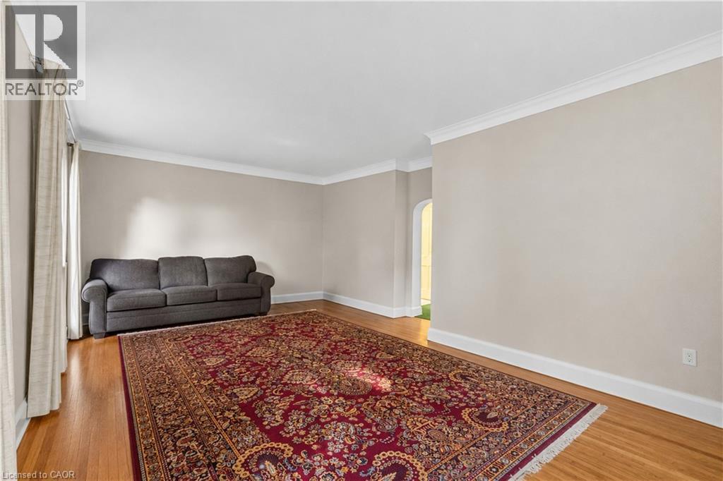 












1629 GREGORY Road

,
St. Catharines,




Ontario
L2R6P9

