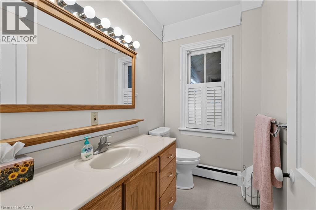 












1629 GREGORY Road

,
St. Catharines,




Ontario
L2R6P9

