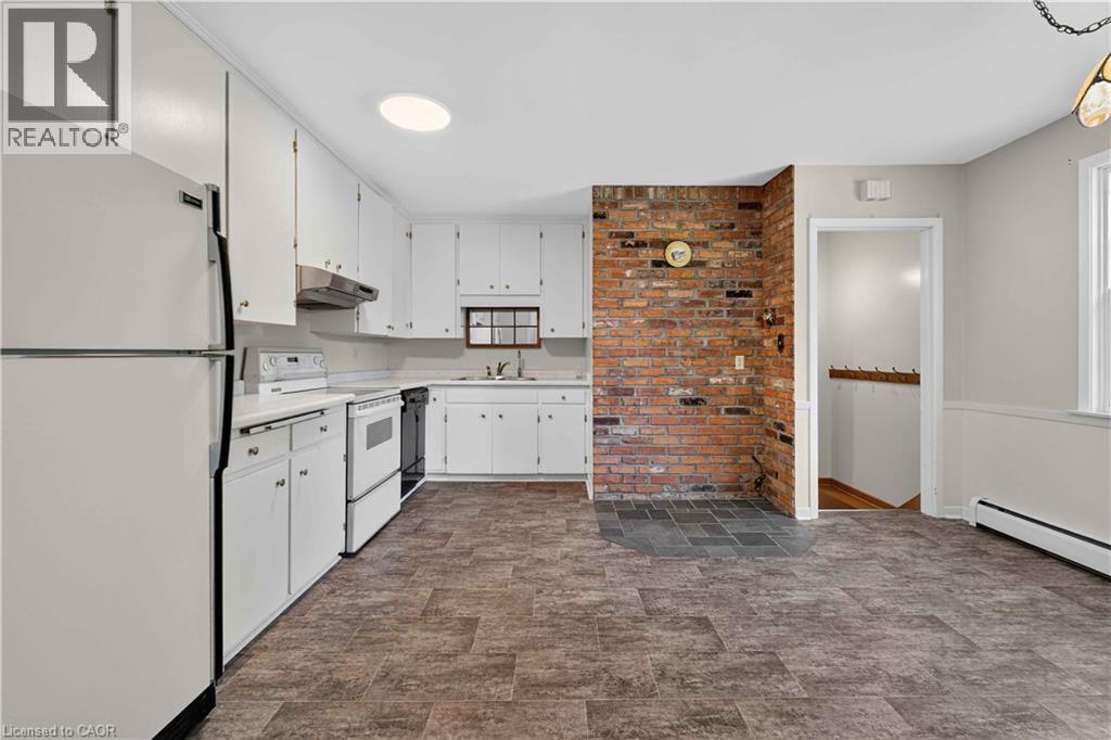 












1629 GREGORY Road

,
St. Catharines,




Ontario
L2R6P9

