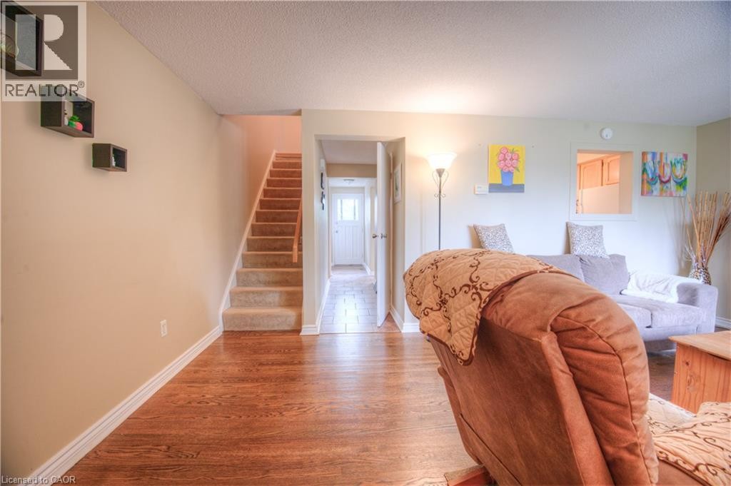 












112 KINGSWOOD Drive Unit# 21

,
Kitchener,




Ontario
N2E1S9

