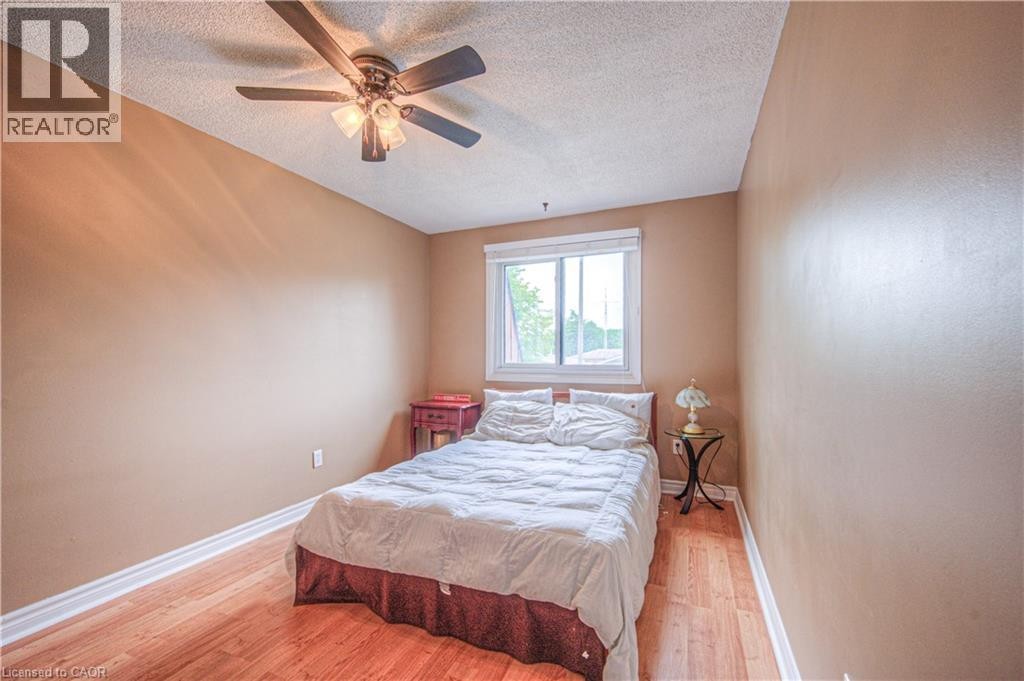 












112 KINGSWOOD Drive Unit# 21

,
Kitchener,




Ontario
N2E1S9

