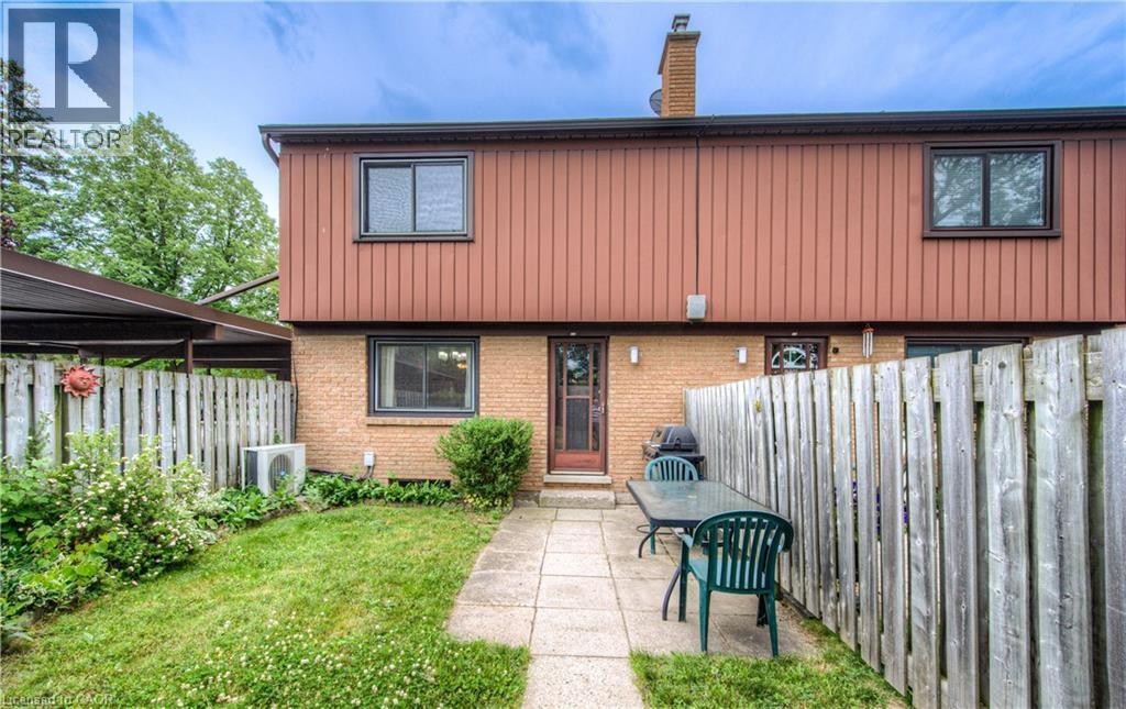 












112 KINGSWOOD Drive Unit# 21

,
Kitchener,




Ontario
N2E1S9

