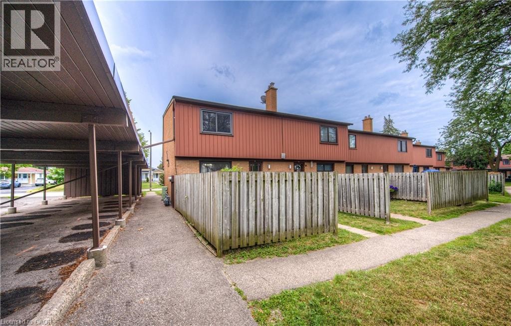 












112 KINGSWOOD Drive Unit# 21

,
Kitchener,




Ontario
N2E1S9


