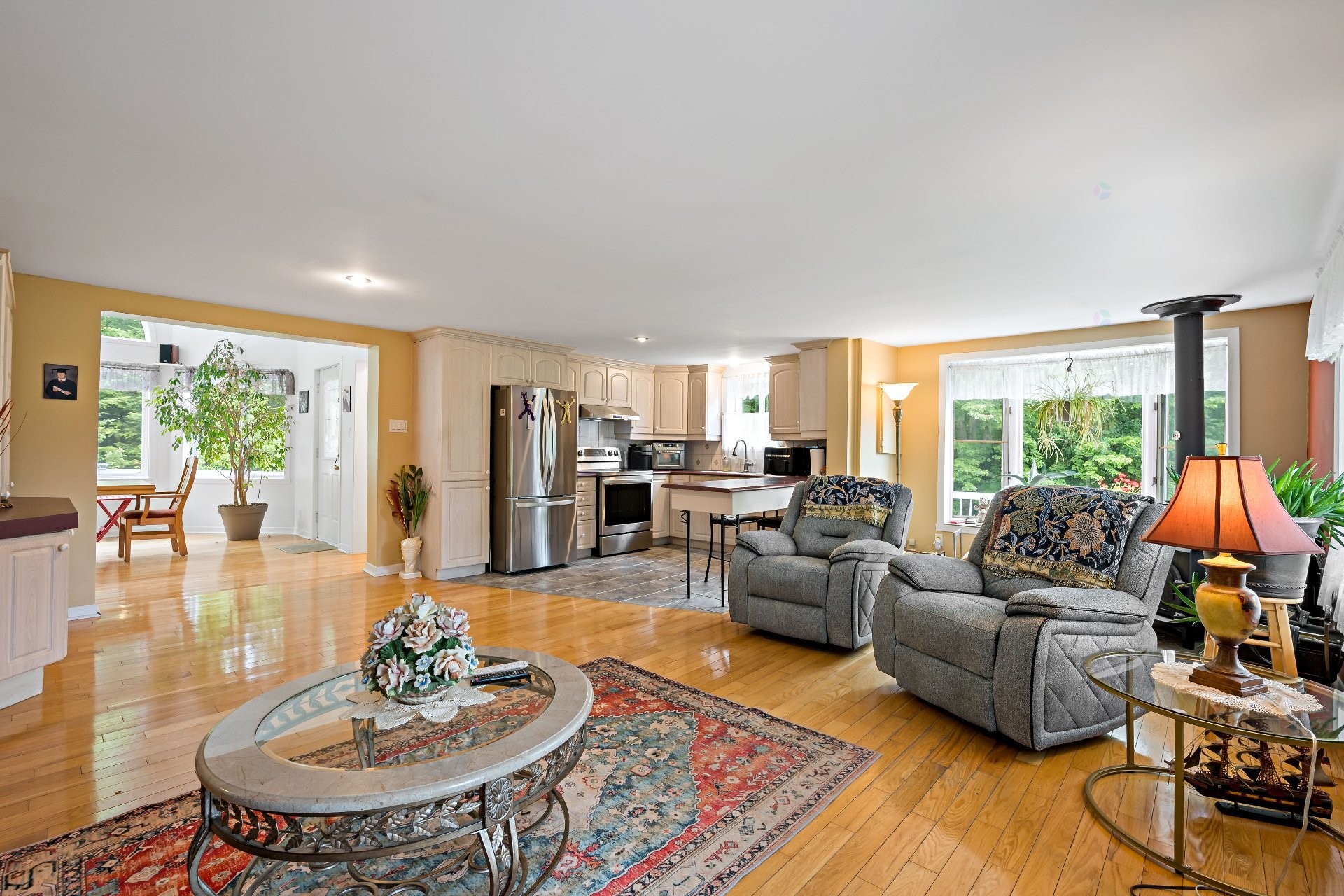 









130


Ch. du Lac-Dufour

,
Mont-Tremblant,




QC
J8E2H8

