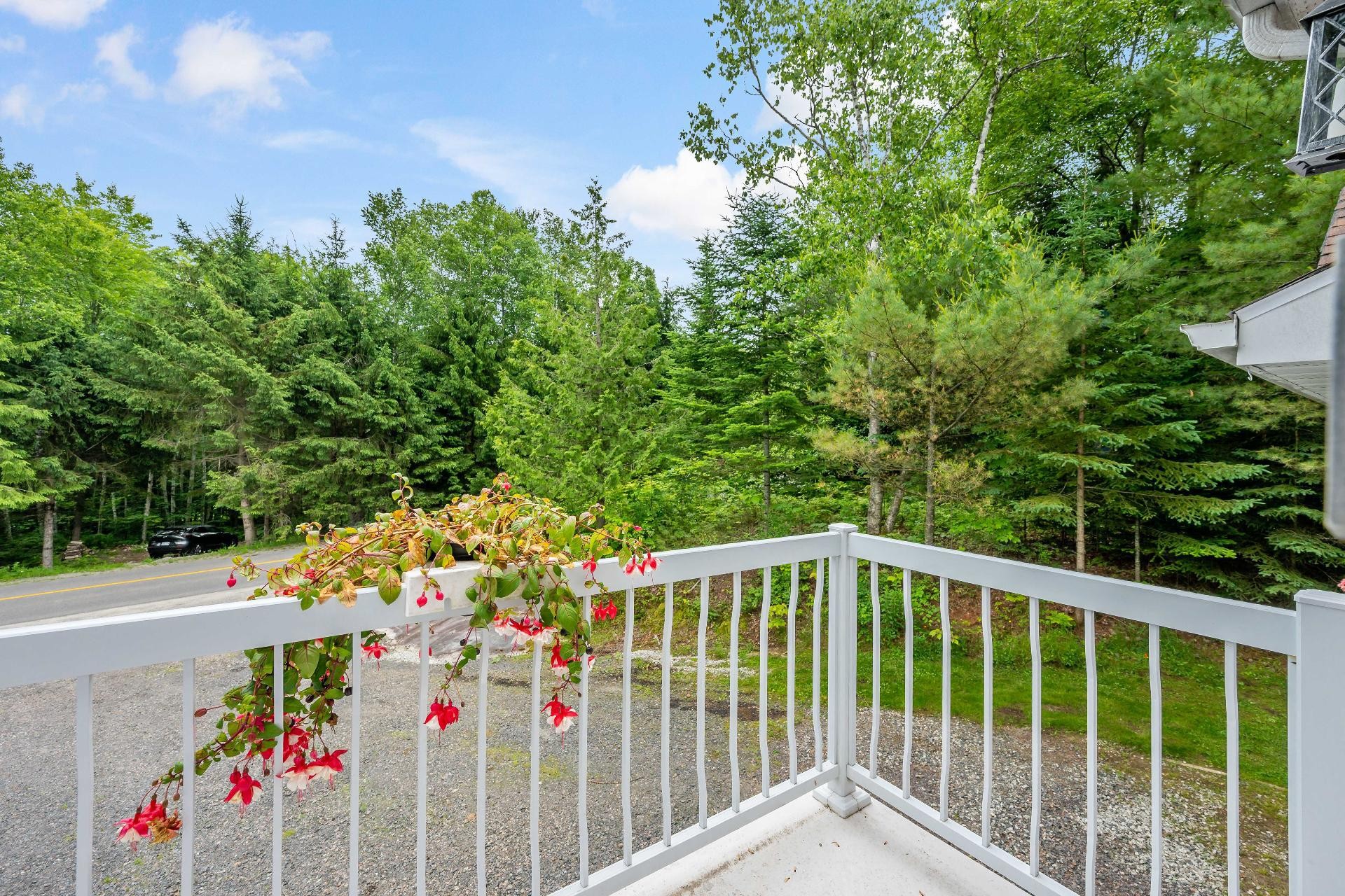 









130


Ch. du Lac-Dufour

,
Mont-Tremblant,




QC
J8E2H8

