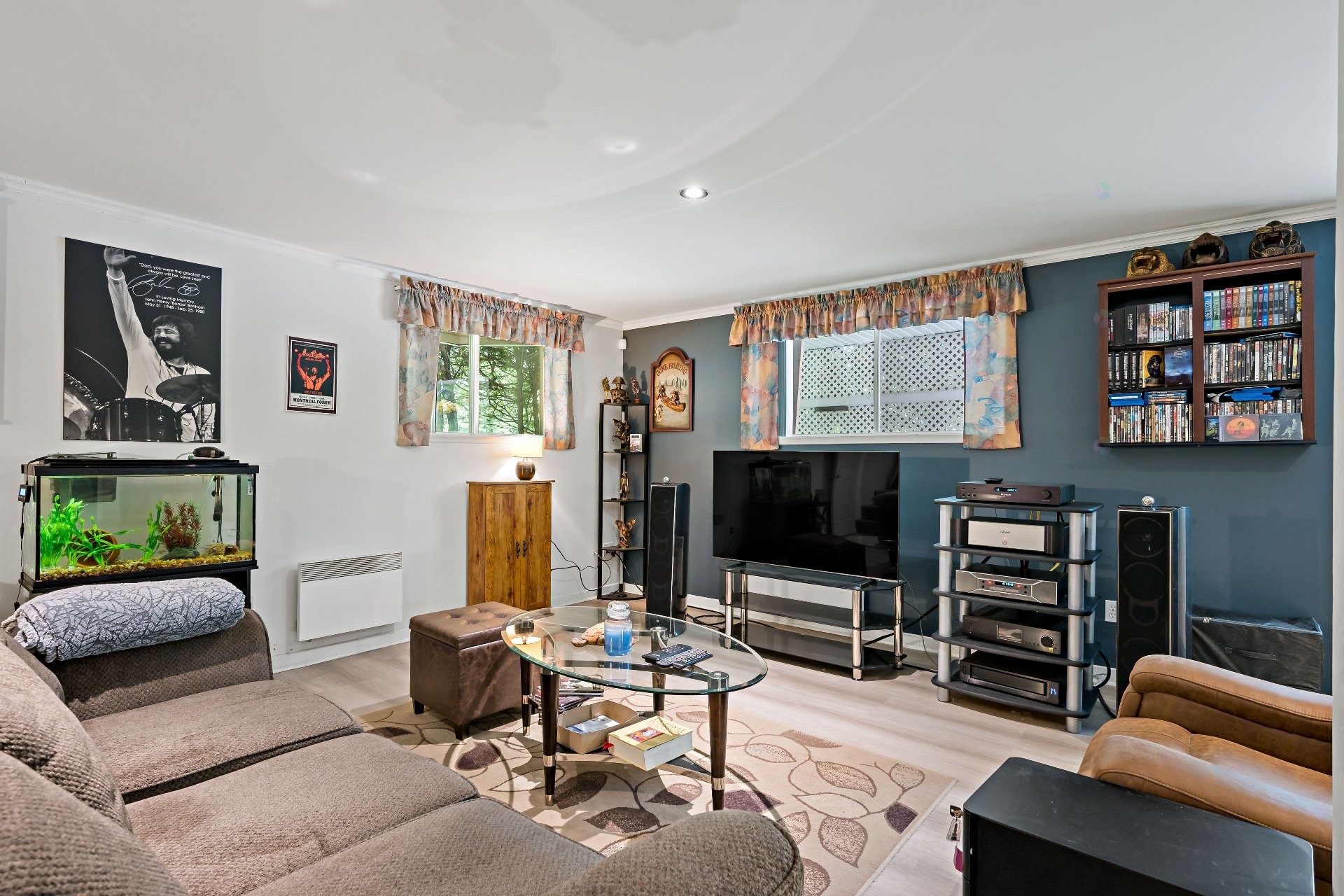 









130


Ch. du Lac-Dufour

,
Mont-Tremblant,




QC
J8E2H8

