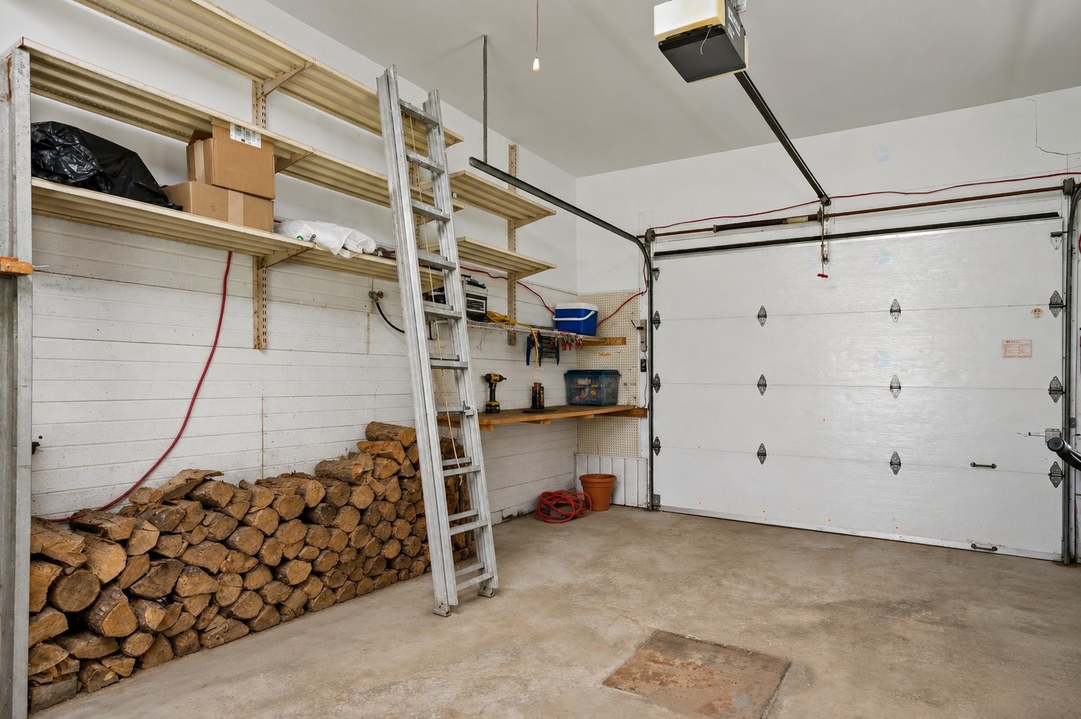 









130


Ch. du Lac-Dufour

,
Mont-Tremblant,




QC
J8E2H8

