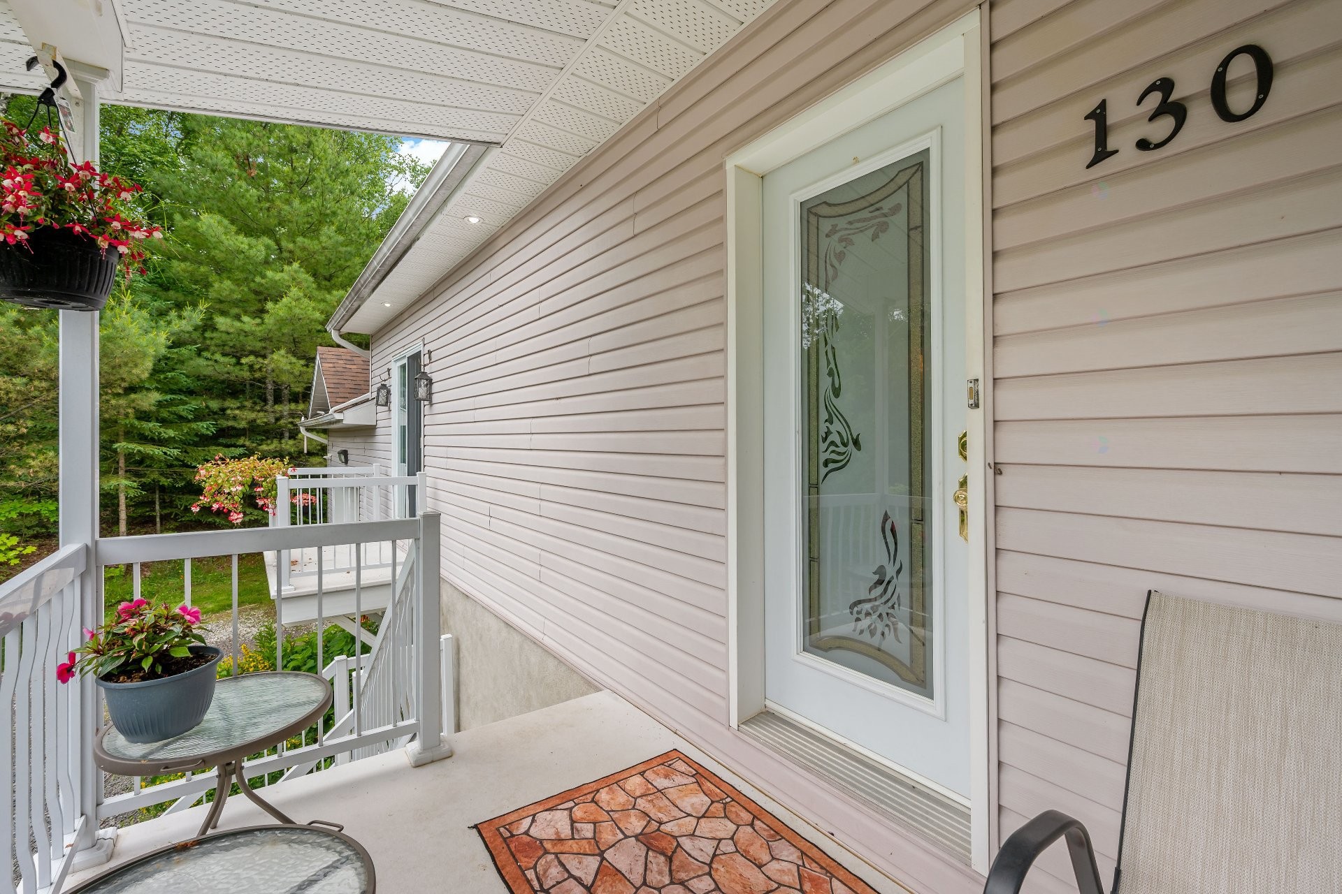









130


Ch. du Lac-Dufour

,
Mont-Tremblant,




QC
J8E2H8

