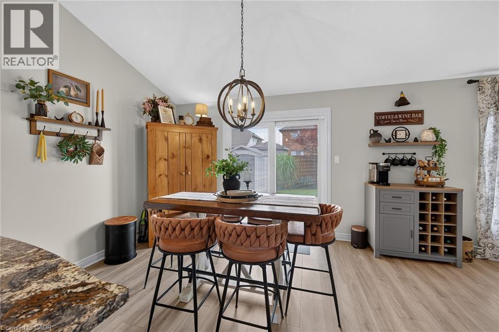 












7 ETHERINGTON Crescent

,
Binbrook,




Ontario
L0R1C0

