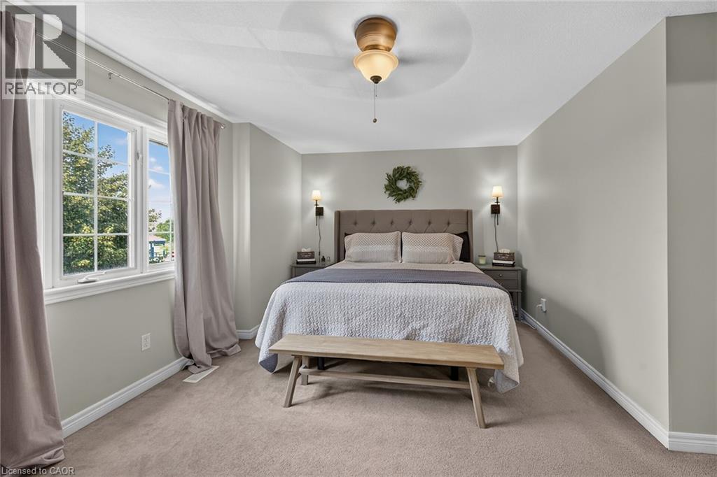 












7 ETHERINGTON Crescent

,
Binbrook,




Ontario
L0R1C0

