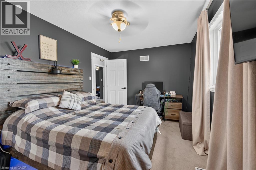 












7 ETHERINGTON Crescent

,
Binbrook,




Ontario
L0R1C0

